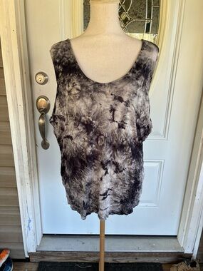 Moral Fiber Women's Tie-Dye Tank Top in Charcoal and White